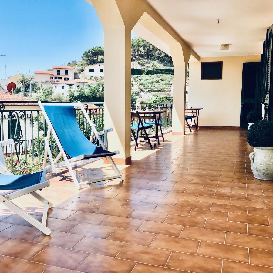 B&B L'Albero Di Melograno Seccheto Luaran gambar